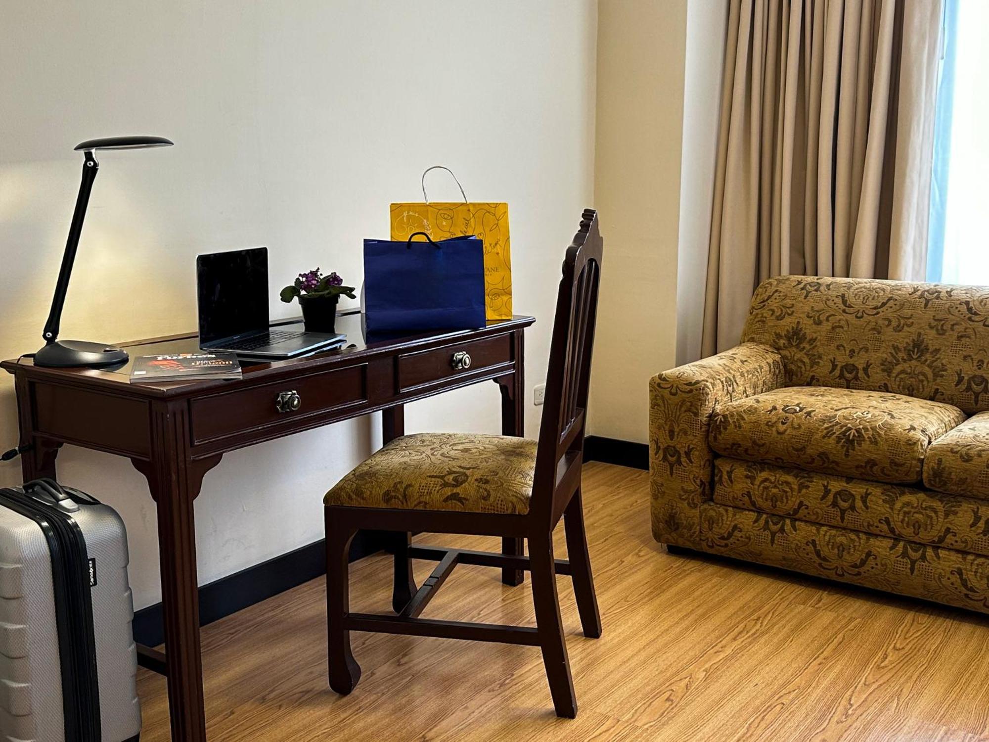 Hotel La Quinta By Wyndham Quito Habitación foto